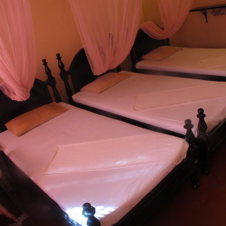 Shahira Hotel Nilaveli Pokoj fotografie